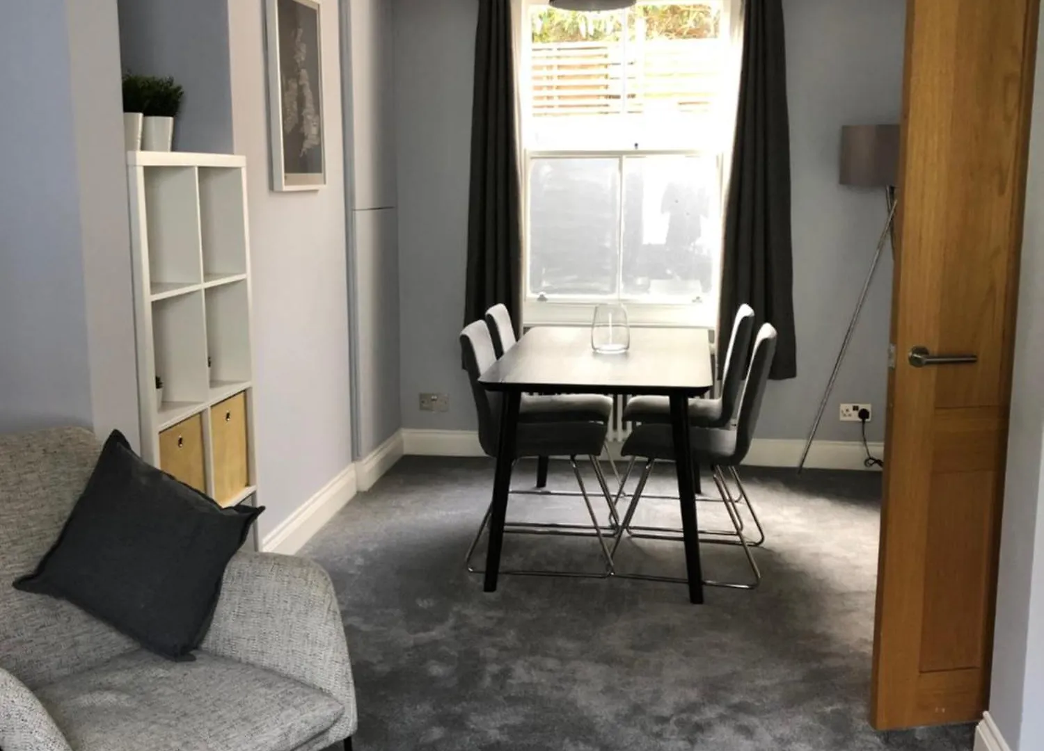 Modern And Stylish 2 Bedroom House In Brighton